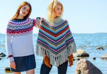 Bunter Poncho mit Rollkragen