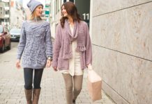 Verschlusslose Damenjacke mit Schal