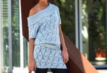 Langer Raglanpullover mit Lochmuster