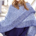 Oversize Schultertuch im Poncho-Style