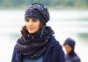 Strick-Set aus Beanie und Loopschal