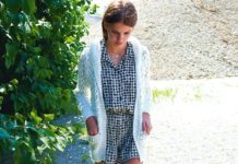 Mädchen-Strickjacke mit Ajourmuster