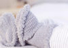 Warme gehäkelte Baby-Booties