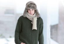 Herrenpullover und Schal mit Struktur-Muster