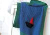 Strickdecke für Kinder mit Segelboot
