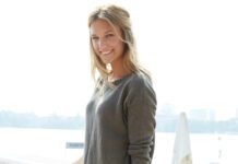 Pulli mit Perlmuster-Ecken